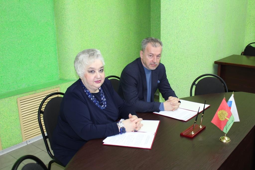 Уполномоченный по правам ребенка и Уполномоченный по правам человека в Липецкой области заключили соглашение о взаимодействии